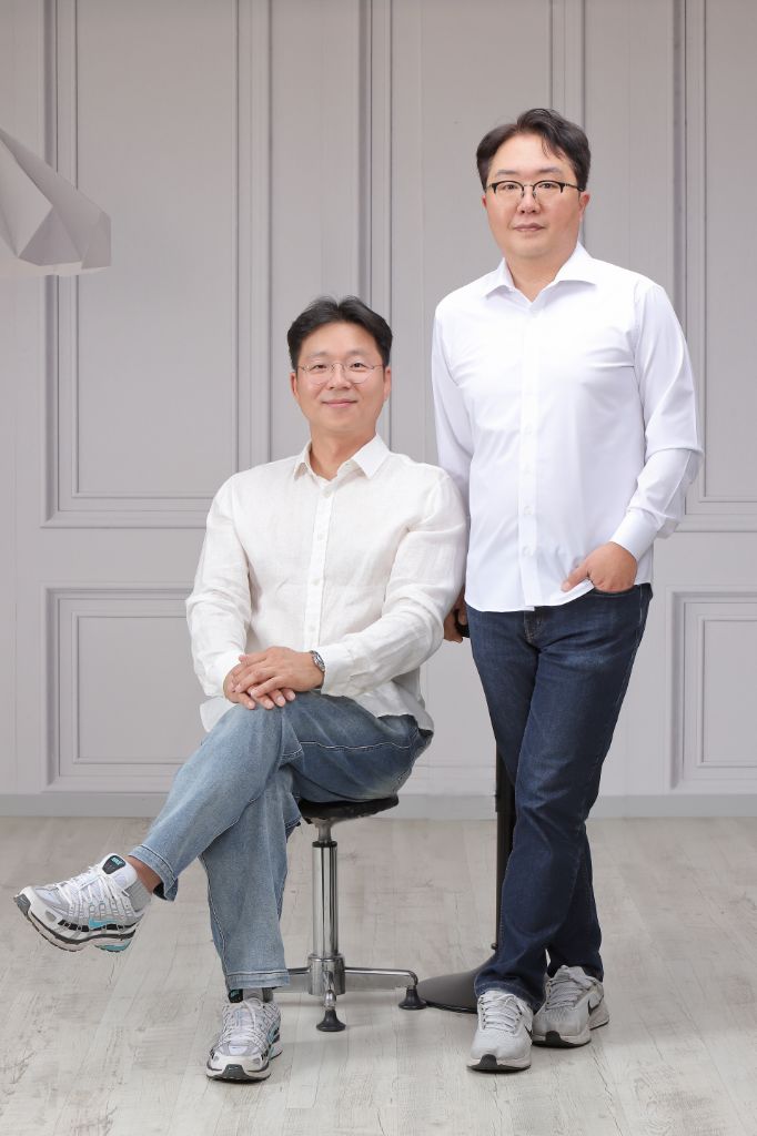 새빛드론 공동대표 최원제·이영섭